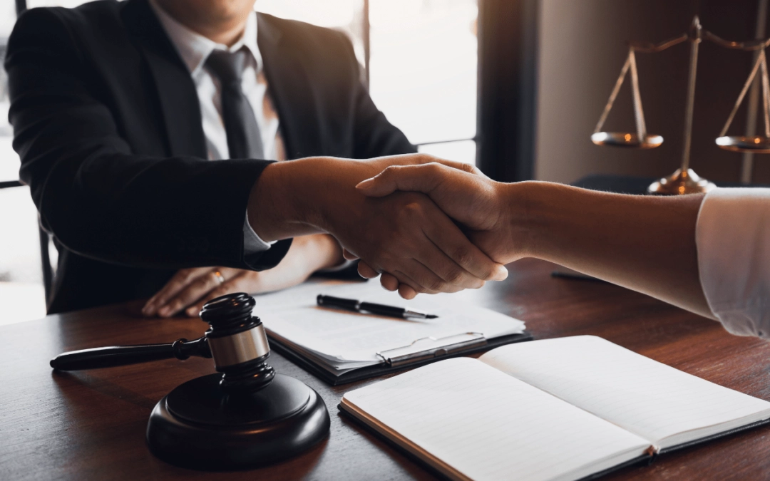 آیا با گرفتن رضایت شاکی، پرونده بسته میشود ؟!
