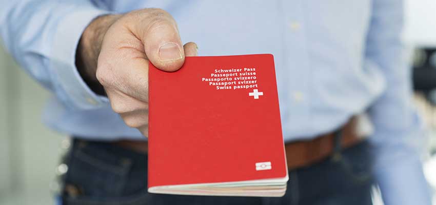 وکیل مهاجرت به سوئیس (پاسپورت سوئیس)