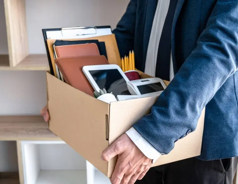 ترک کار توسط کارگر از کارگاه