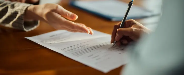 بررسی تفاوت داشتن و نداشتن قرارداد مکتوب
